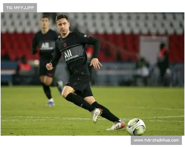 特劳雷补射被迪亚斯神勇封堵错失破门良机成为焦点