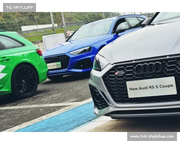 民间高手驾驶买菜车上赛道上演惊险排水渠过弯技惊四座